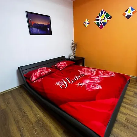 Crisshome1 Apartment Bucharest